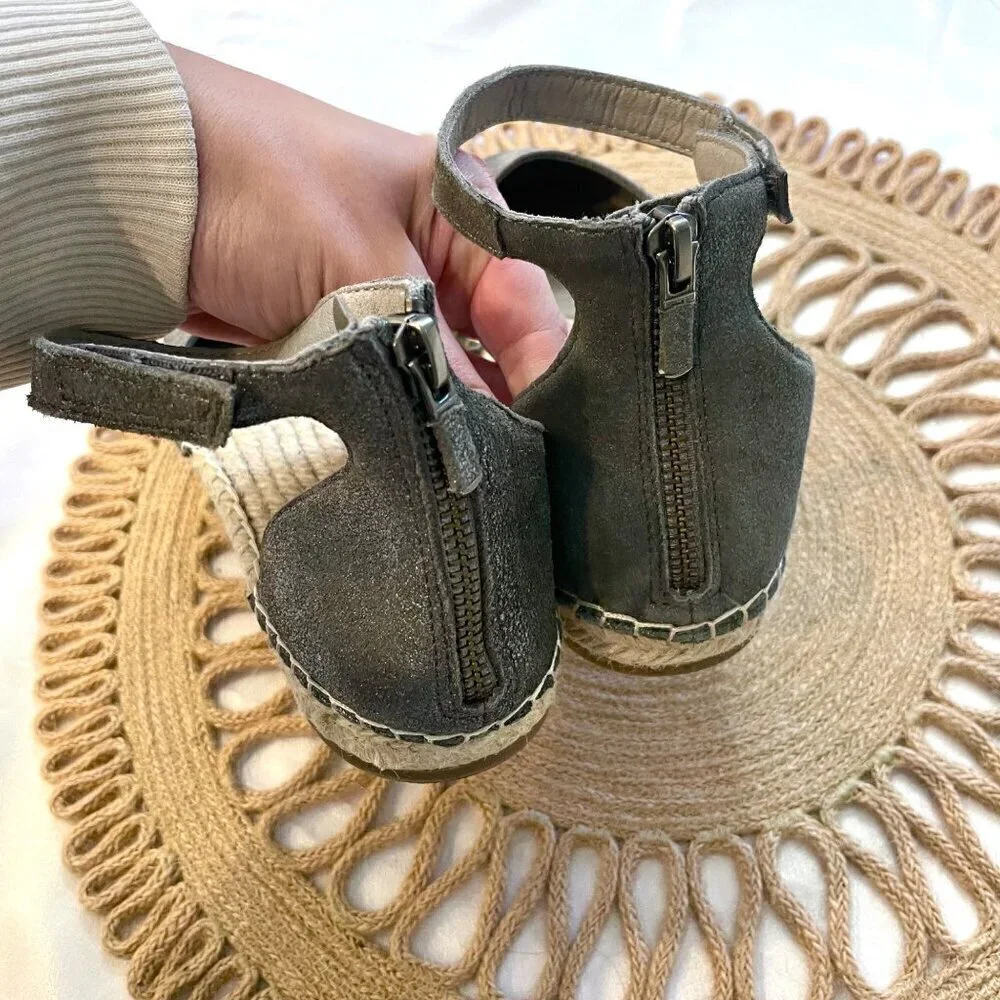 Eileen Fisher these are